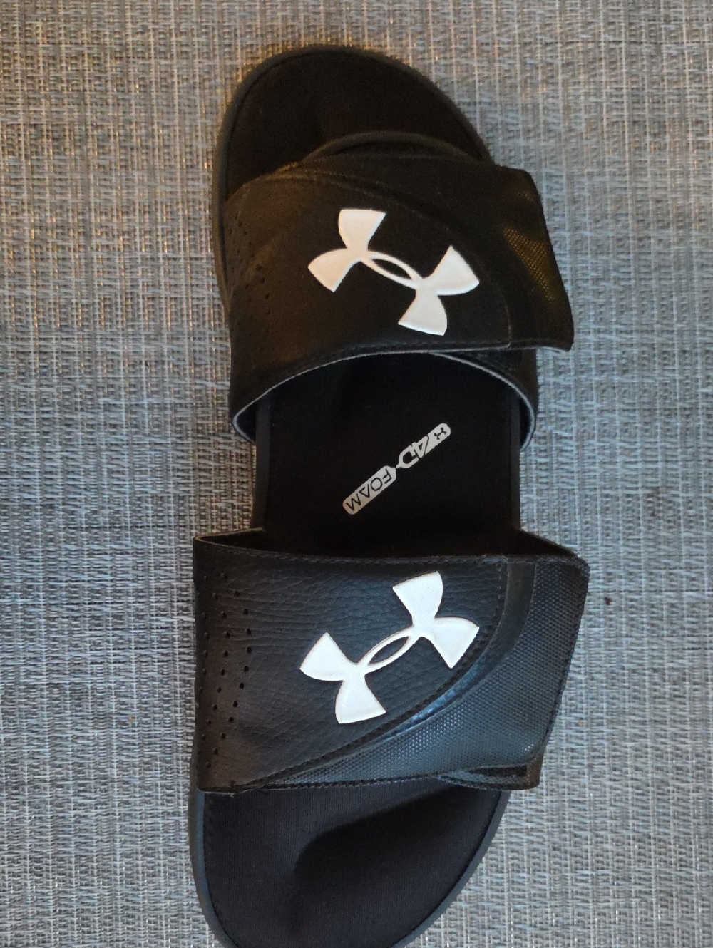 Under Armour Slides Sz 10 - Picture 6 of 6